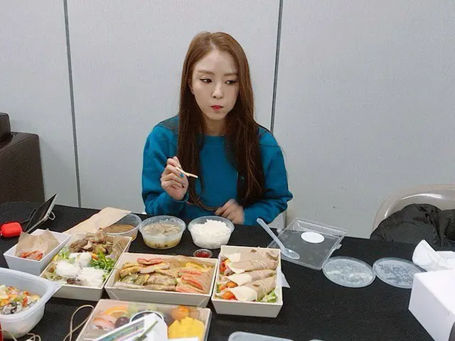 【g公式】BoA、「全部食べました。