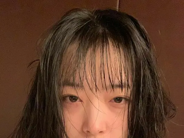 【g公式】f(x)_出身ソルリ、ノーメイクの近況を公開。