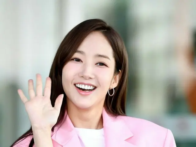 女優パク・ミニョン、スケジュールのため台湾へ出国