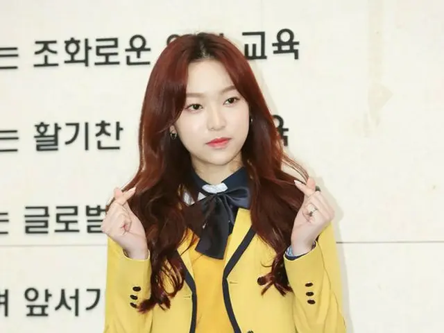 APRIL イェナ、公演芸術高等学校の卒業式に出席
