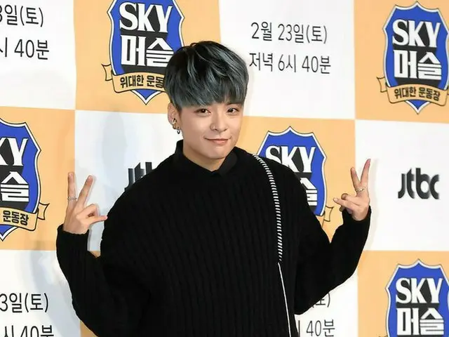 f(x) エンバ、JTBCバラエティー「SKYマッスル」の制作発表会に出席