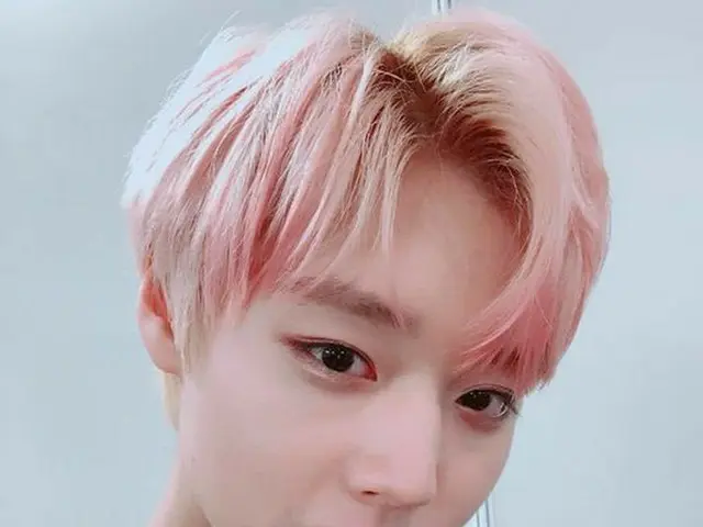 パク・ジフン (元Wanna One)、”ピンクヘア”が最も似合う韓国アイドル1位に