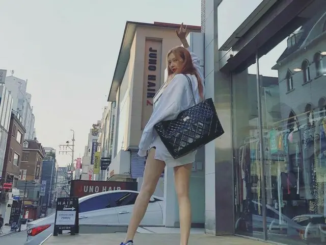 【g公式】4MINUTE_出身ヒョナ、写真公開。