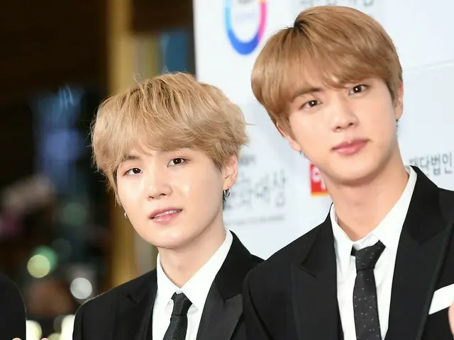 防弾少年団 JIN&SUGA、「第6回イーデイリー文化大賞」レッドカーペットイベントに出席