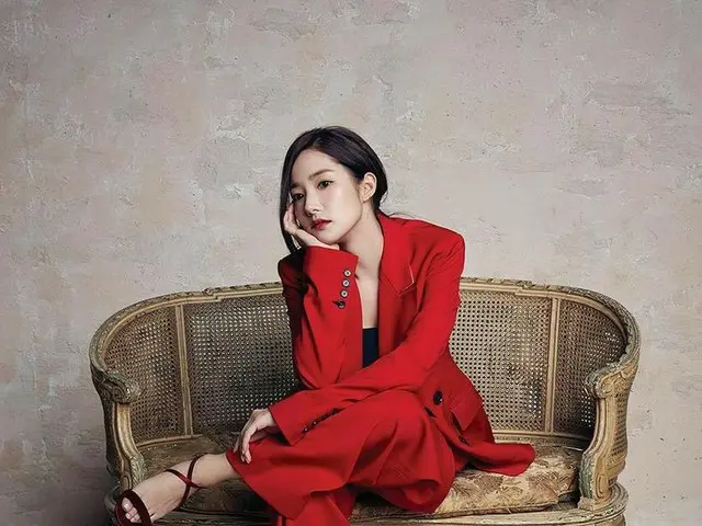、、【g公式daz】女優パク・ミニョン、画報公開。