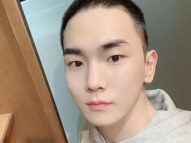 SHINee_キー、坊主姿を公開