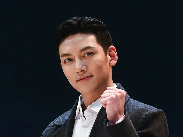 俳優チ・チャンウク、陸軍制作のミュージカル「新興武官学校」プレスコールに登場