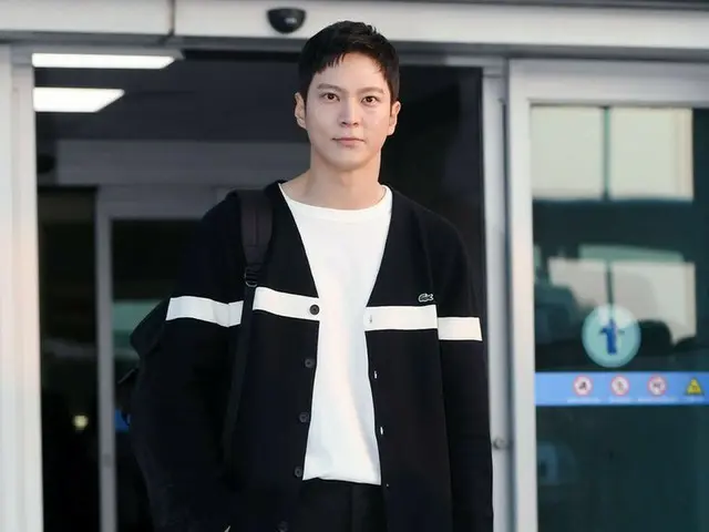 俳優チュウォン、出国中