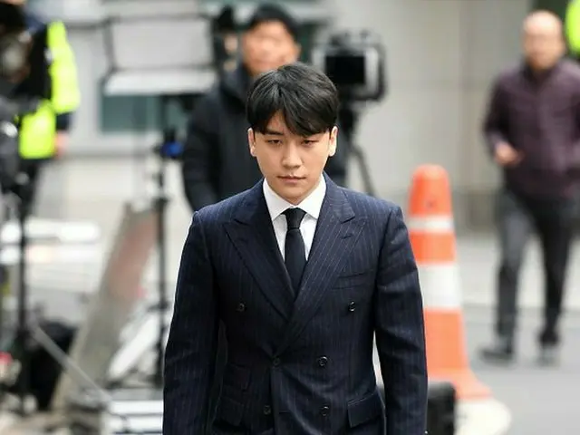 BIGBANG V.Iの性接待あっせん、盗撮動画の共有などを示すカカオトークは同僚芸能人のスマホから流出か