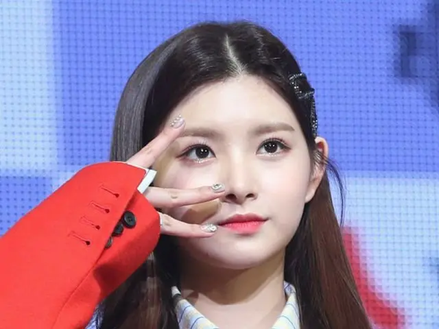 PRODUCE 48 出身のキム・シヒョン、ワン・イロンのEVERGLOW、デビューのショーケースを開催