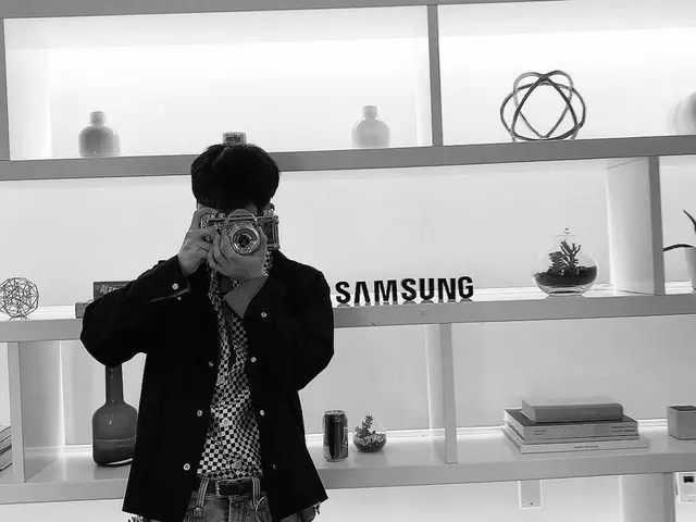 、、【G公式】iKON Song、SNS更新。