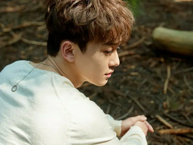【T公式】EXO チェンCHEN、The 1st Mini Album「四月、そして花(April, and a flower)」のティーザー写真を公開。