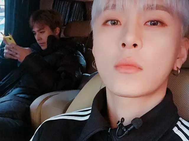 Highlight ヨン・ジュンヒョン、SNS更新。