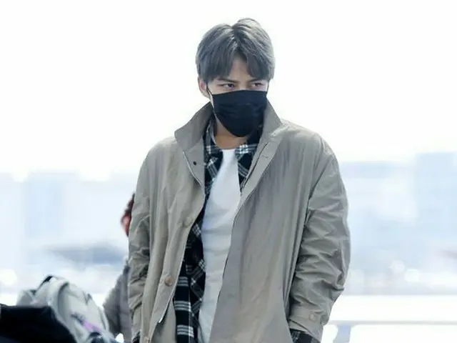 JYJ ジェジュン、出国中。