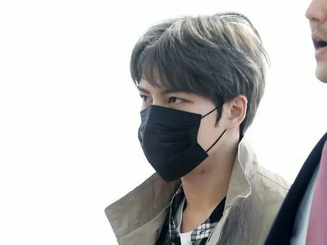 JYJ ジェジュン、出国。