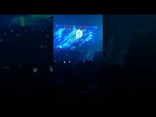 【直カム】AOA、コンサートで BIGBANGの "BANG BANG BANG" 披露