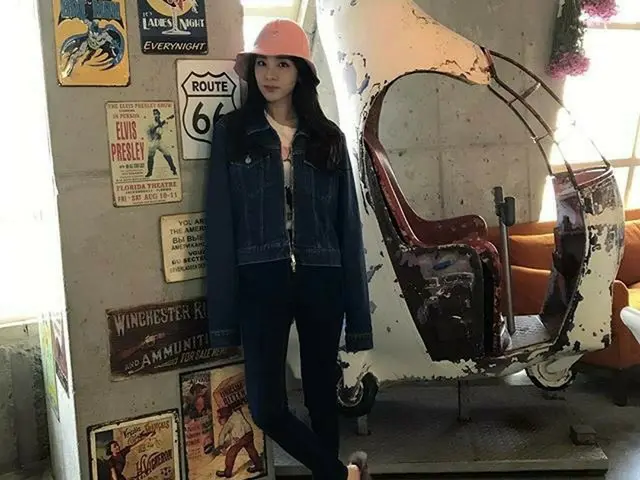 昨夜の2NE1、BOMの近況写真も欲しい。