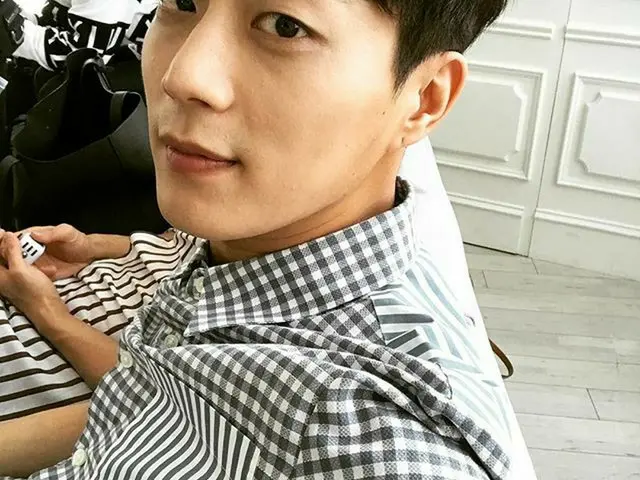 Highlight ドゥジュン、SNS更新。