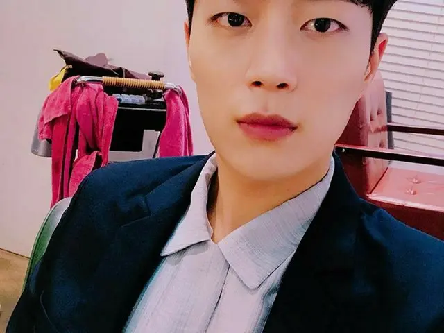 Highlight ユン・ドゥジュン、SNS更新。