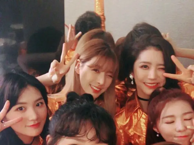 HELLOVENUS、SNS更新。