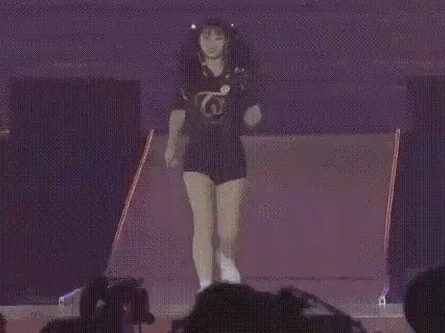TWICE、「モモ vs ナヨン」が韓国で話題