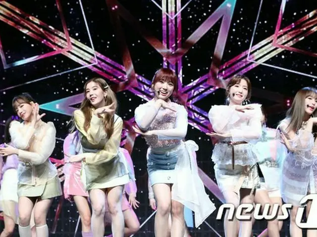 IZ*ONE、2ndミニアルバム「HEART*IZ」のショーケースを開催