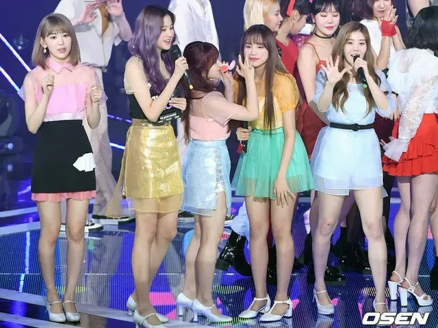 IZ*ONE、SBS MTV「THE SHOW」で1位