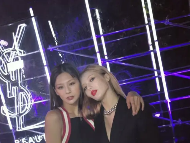 【g公式】4MINUTE 出身ヒョナ、西内まりやとのツーショット写真を公開。