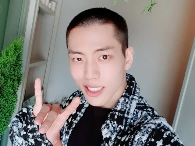 【T公式】INFINITE ドンウ、SNSで入隊直前の写真を公開。