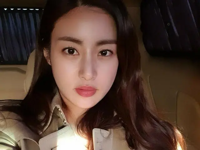 、、【g公式】女優カン・ソラ、SNS更新。