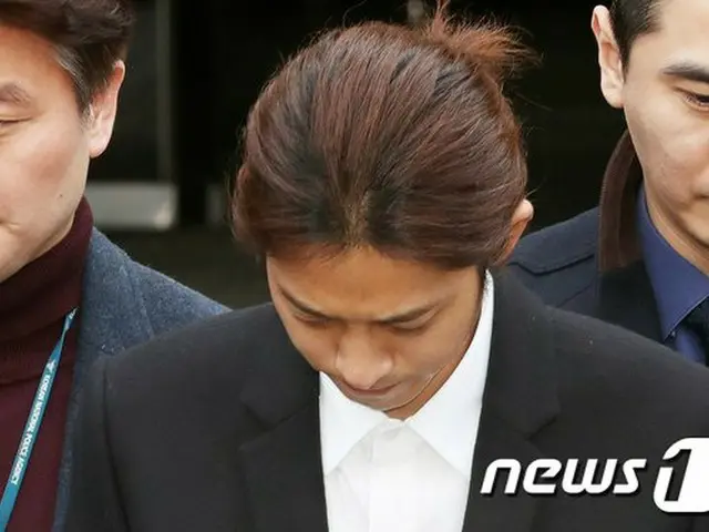 歌手チョン・ジュンヨンやFTISLAND 出身チェ・ジョンフンら5人から集団で性的暴行を受けたと訴える女性が登場