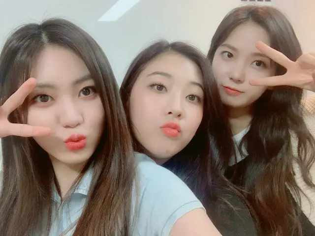 、、【t公式】CLC、写真公開