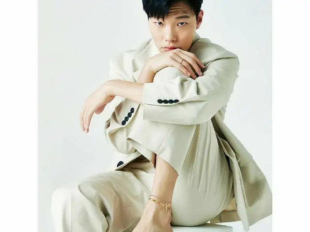 、、【r公式jes】 俳優リュ・ジュンヨル、画報公開