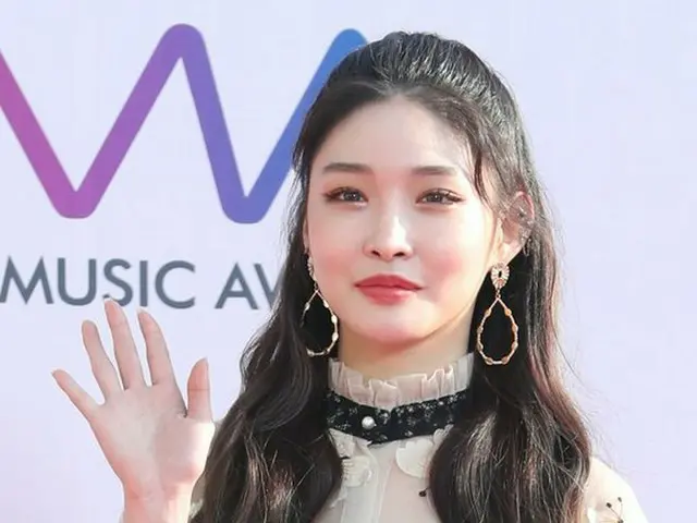 チョンハ、「U+5G THE FACT MUSIC AWARDS」レッドカーペットイベントに出席
