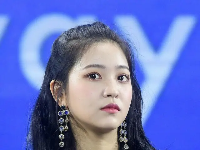 Red Velvet イェリ、Vアプリのベトナムチャート番組「V HEARTBEAT」イベントに出演
