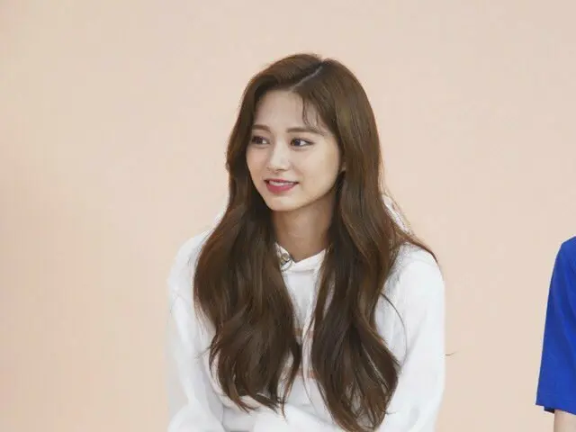 TWICE 出演の「アイドルルーム」 、特別ゲストは日本人3人