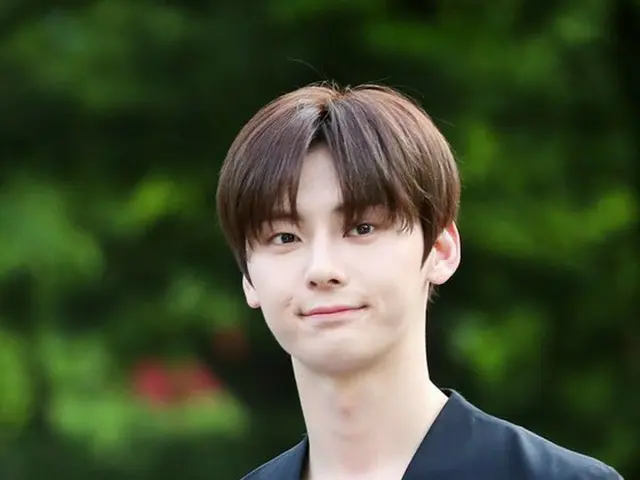 NU'EST ミンヒョン、プロジェクトグループWanna One からチームに復帰、「ミュージックバンク」出勤中