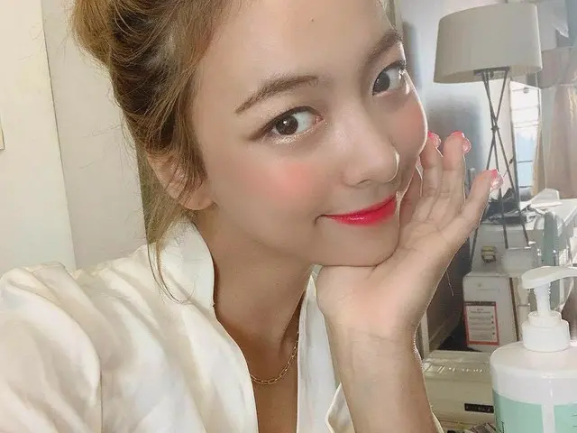 【g公式】f(x)_ルナ、写真公開