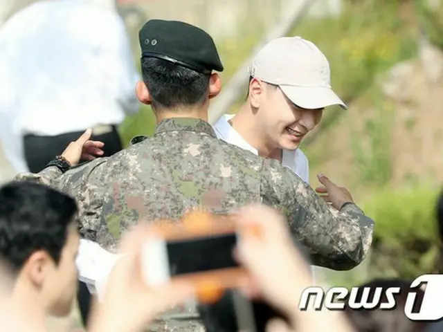 2PM テギョン、除隊現場