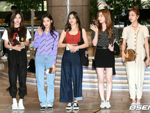 ITZY、「KCON 2019 JAPAN×M COUNTDOWN」に出演のため日本に向けて出国した