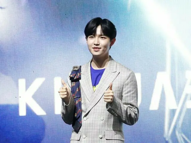 元Wanna One キム・ジェファン、1stミニアルバム「Another」発売記念ショーケースを開催