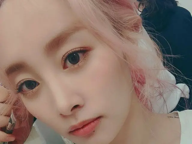 【g公式】KARA_出身ニコル、痩せた頬で近況を公開。