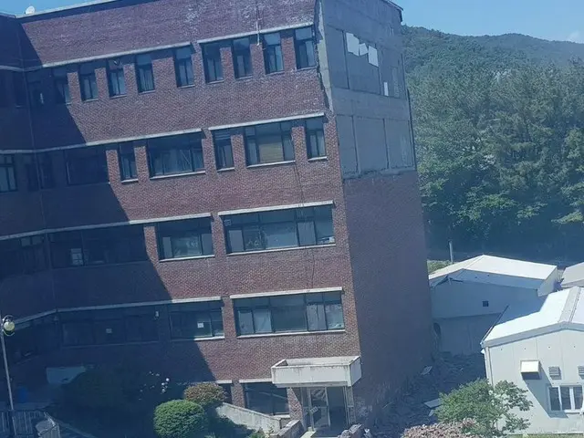 韓国の国立釜山大学、外壁が崩れる事故で1人死亡