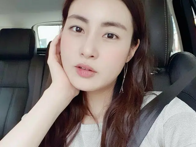 【g公式】女優カン・ソラ、写真を公開。