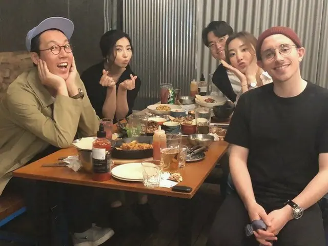 【g公式】2NE1_出身MINZY、写真を公開。