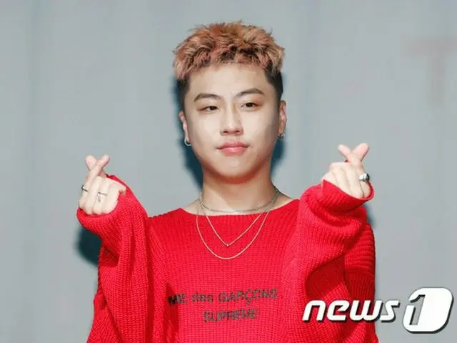 BigHitの元練習生でシンガーソングライターのJUNE、1stアルバム発売記念ショーケースを開催