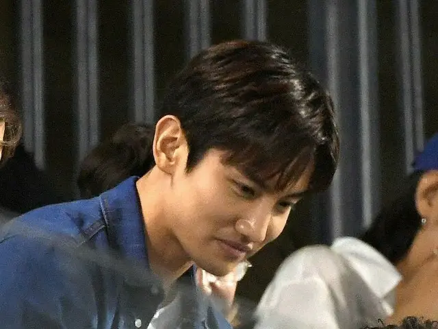 東方神起 チャンミン、韓国プロ野球LGツインズ対KTウィズの試合を観戦