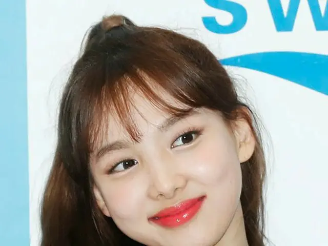 TWICE ナヨン、ファンサイン会を開催