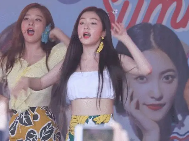 カムバックのRED VELVET アイリーン、「振り付けのダウンロード中…」の表情が話題