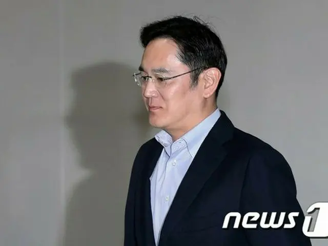 サムスントップの李在鎔氏、現在訪問中の日本で「輸出規制問題よりも、8月15日を前に韓国で日本製品の不買運動や反日デモなどが拡散され、日韓関係がより悪化するのでは